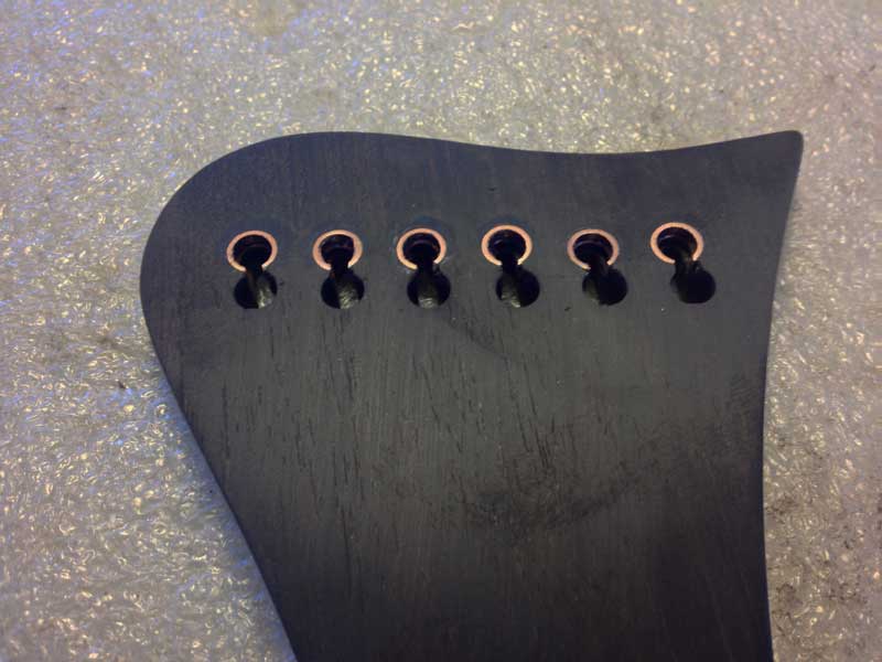 テールピースから弦アース取り出し加工 tailpiece_earth